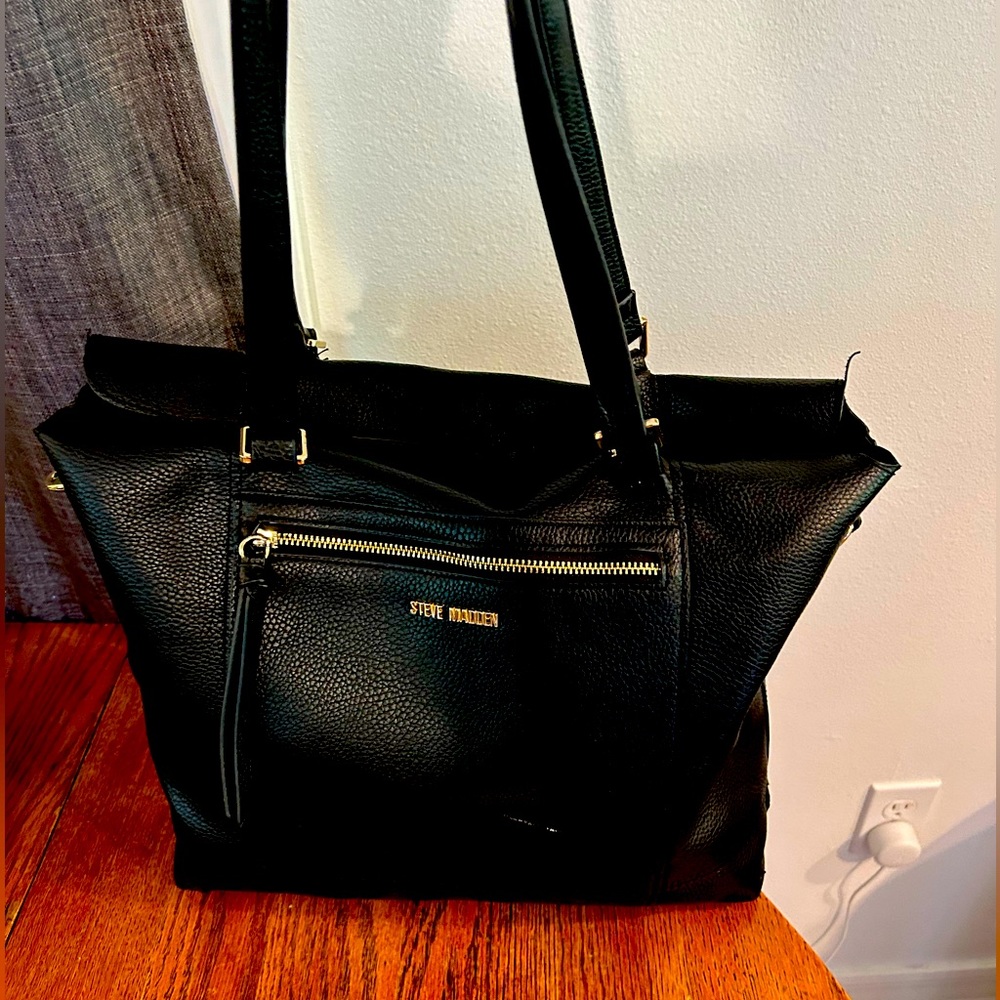 Steve Madden, Soft leather, black, over the shoulder bag